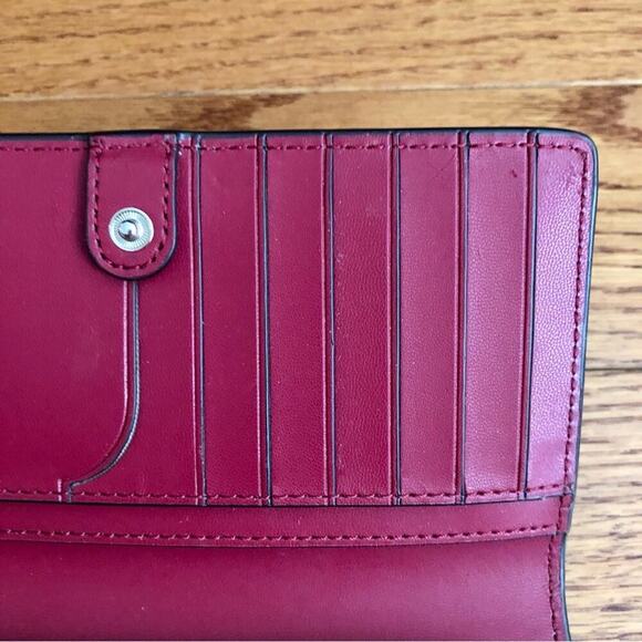 Kate Spade Cameron Saffiano Leather BiFold Rosso Red Wallet - Picture 5 of 8